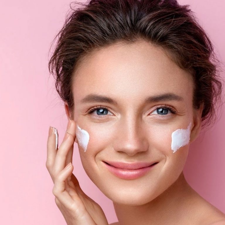 اهمیت استفاده از کرم مرطوب کننده چیست؟